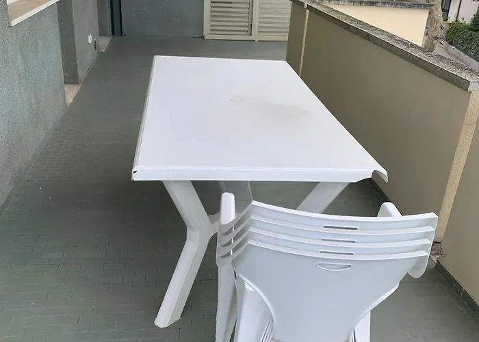 Panoramic מלון 2*