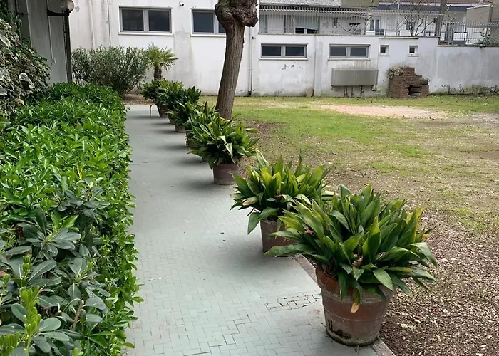 מלון Panoramic 2*